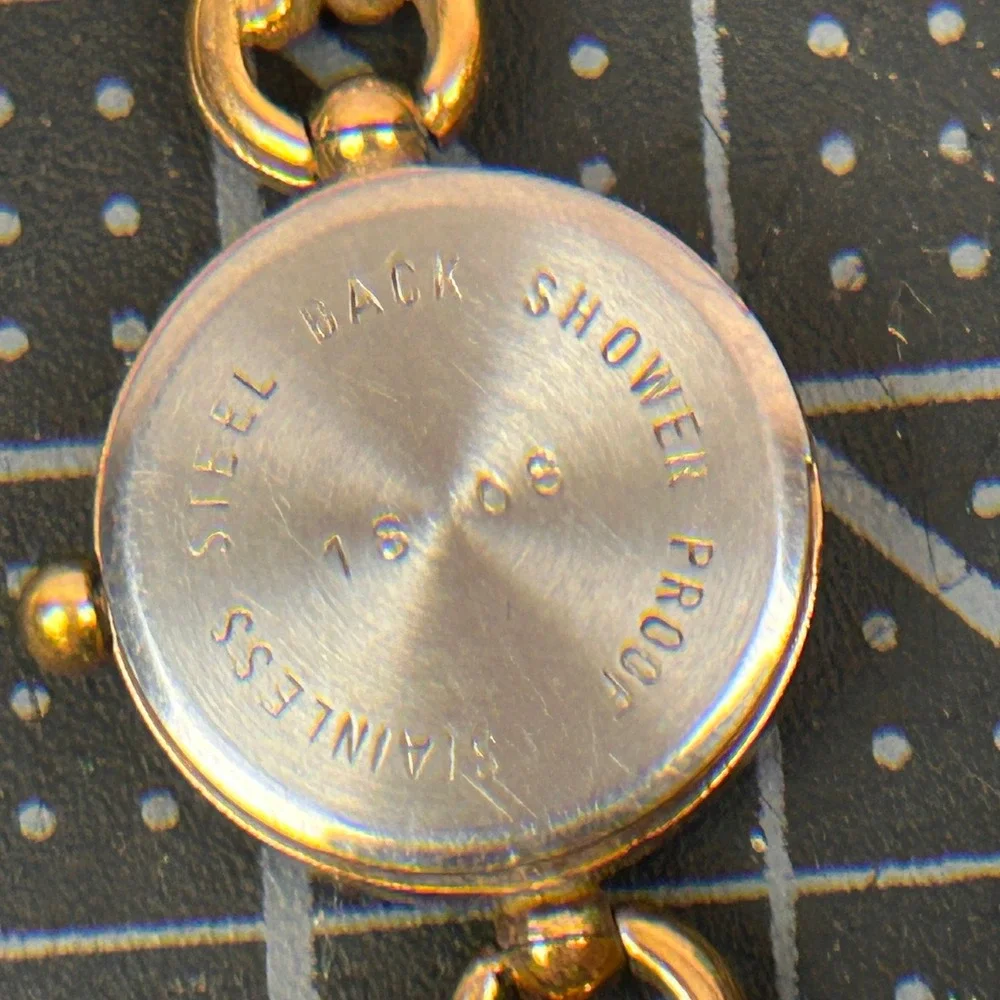 Elegance Vintage Gold‎ Tone Roman Numeral Cocktail Watch 76-08 6.25 Inch